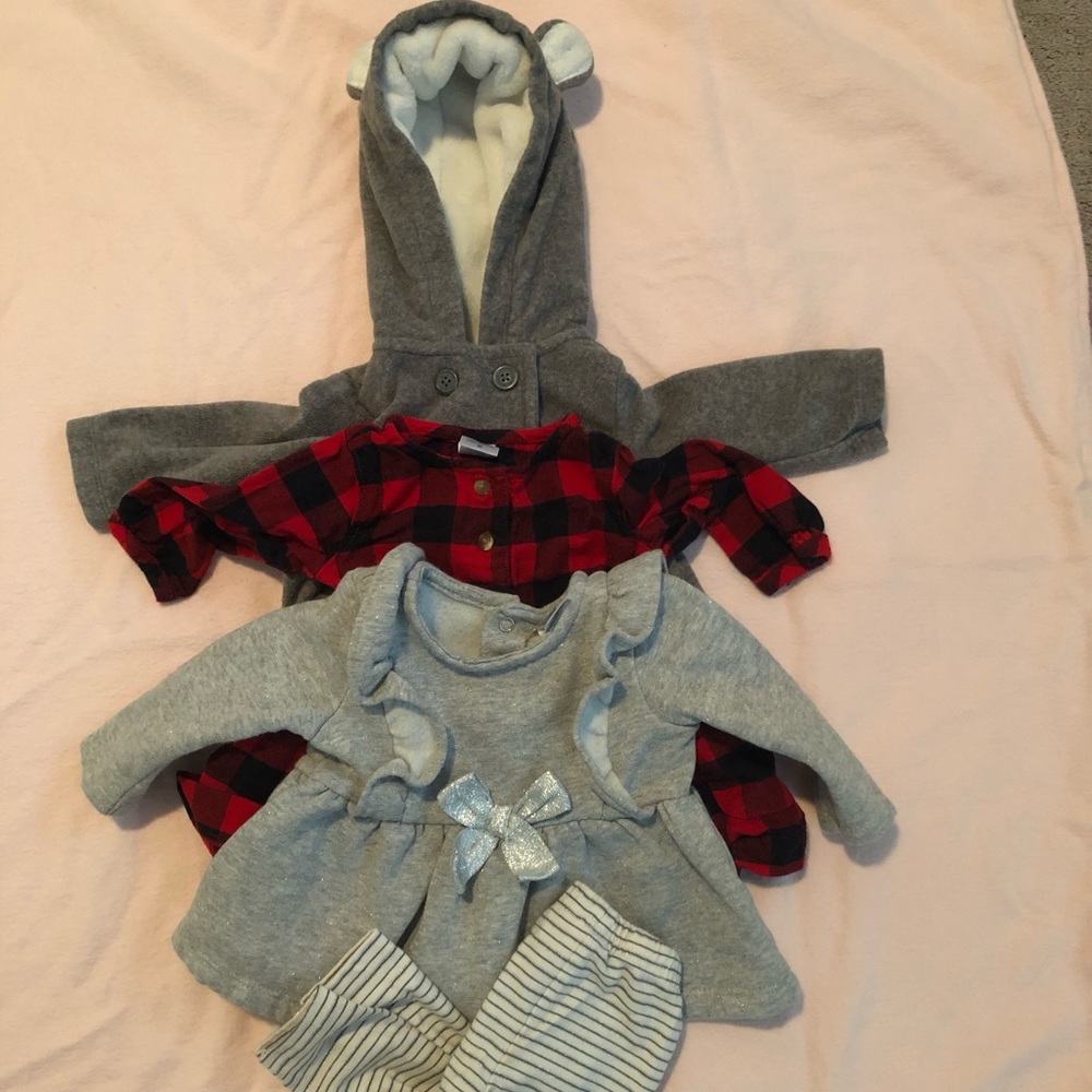 Bundle 4 girls winter items (coat, outfit, dress)